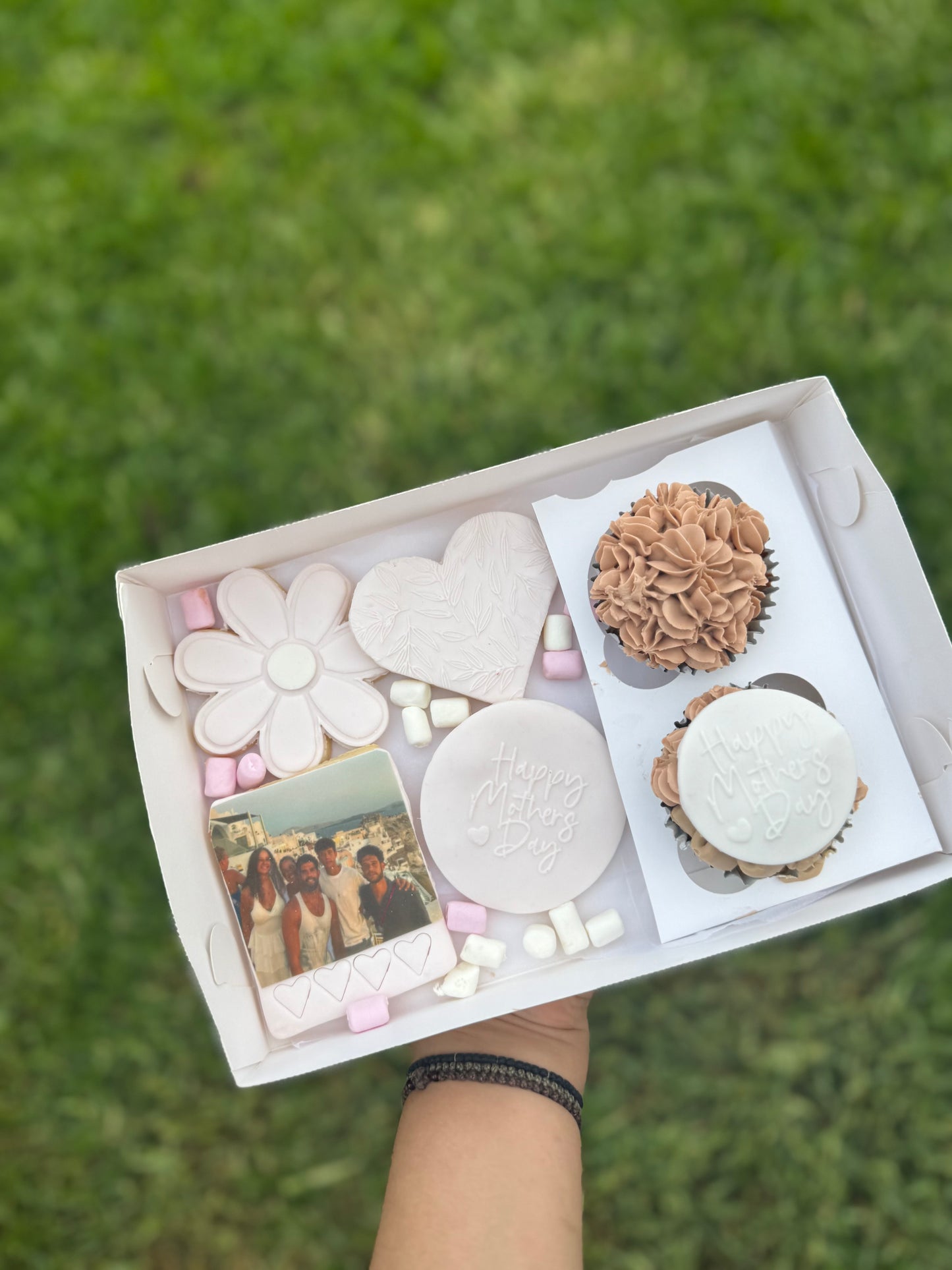 Cookie & Cupcake Gift Box