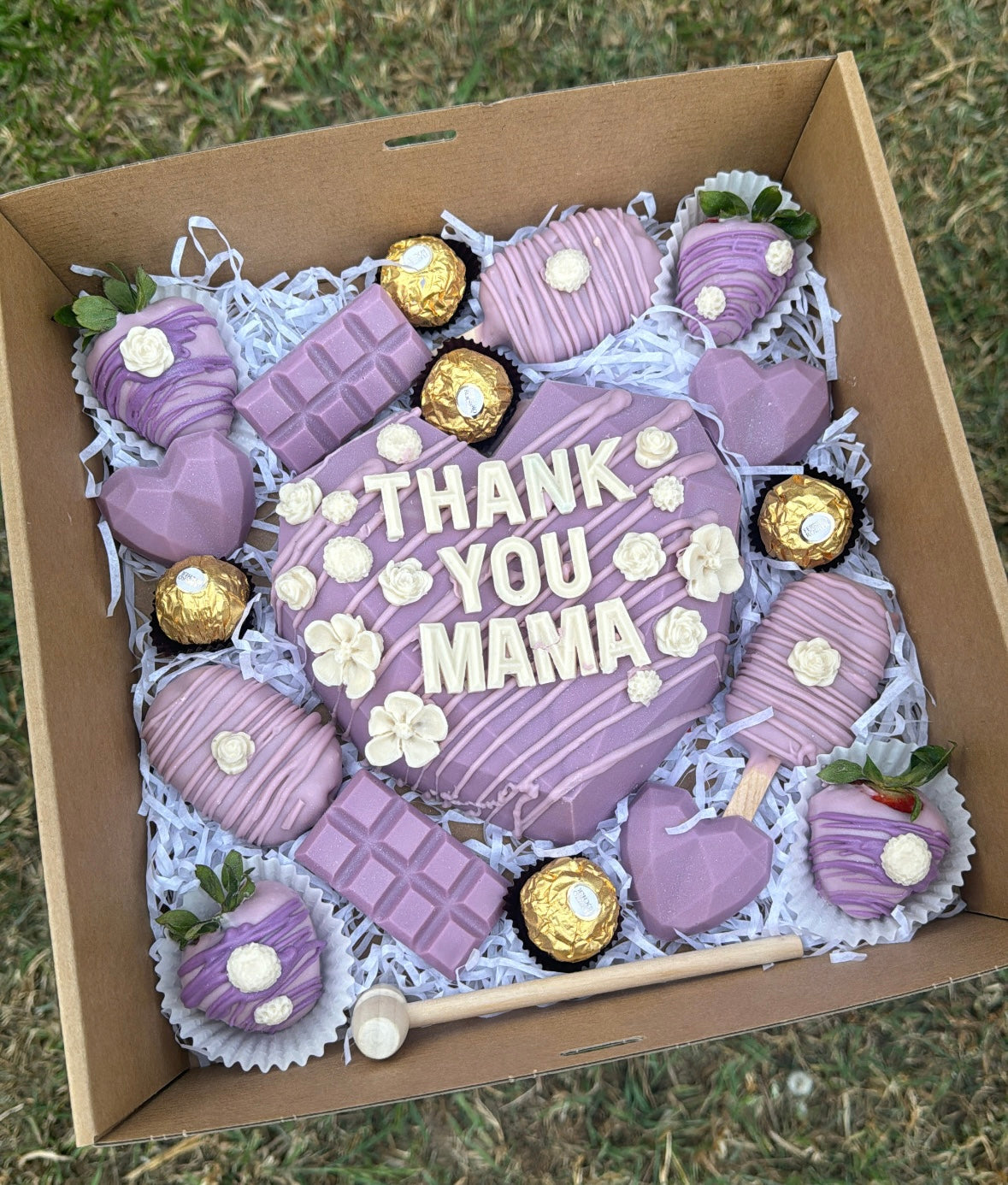 Ultimate Smash Piñata Dessert Box