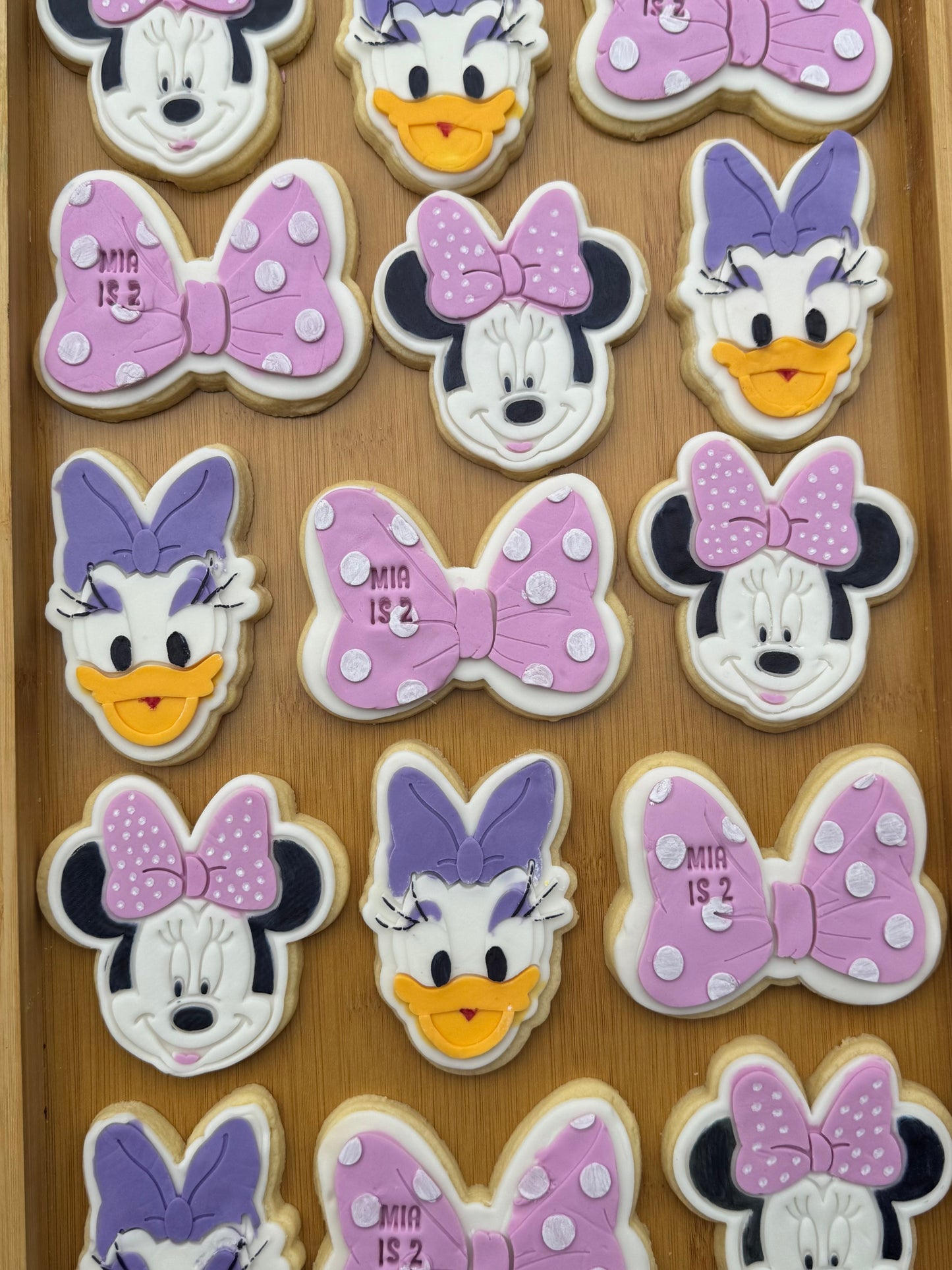 Minnie Mouse Cookies