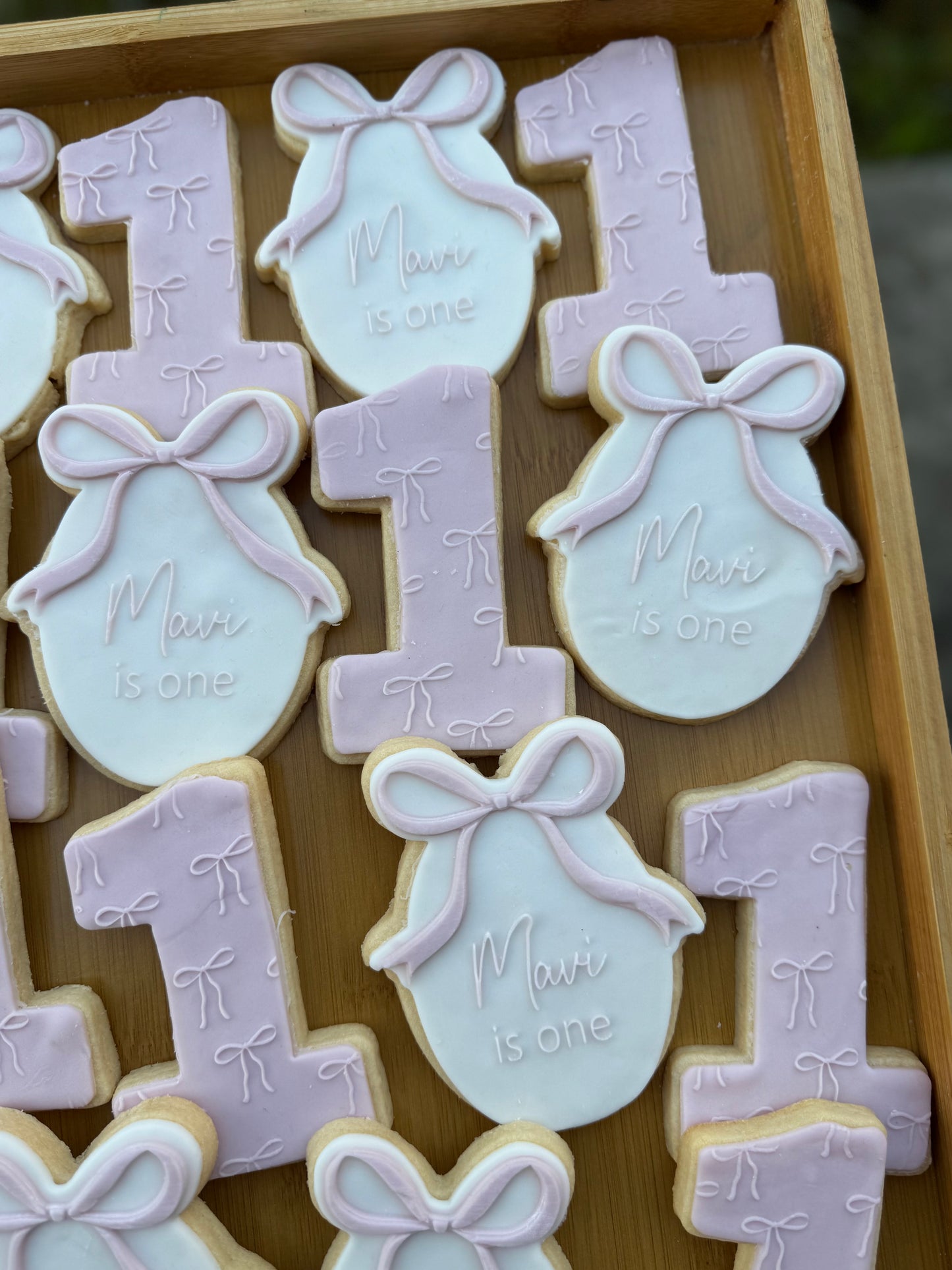 Ribbon Pattern & Ribbon Oval Cookie