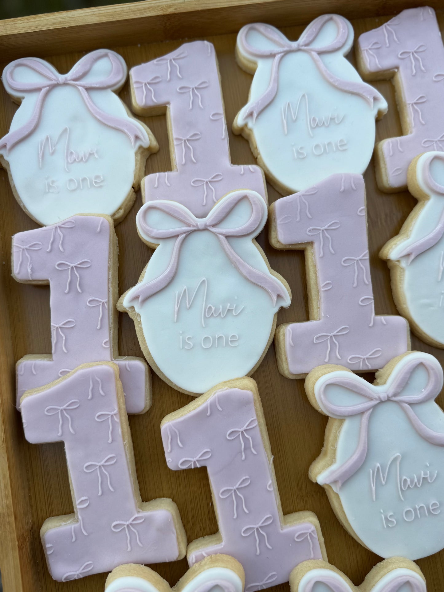 Ribbon Pattern & Ribbon Oval Cookie