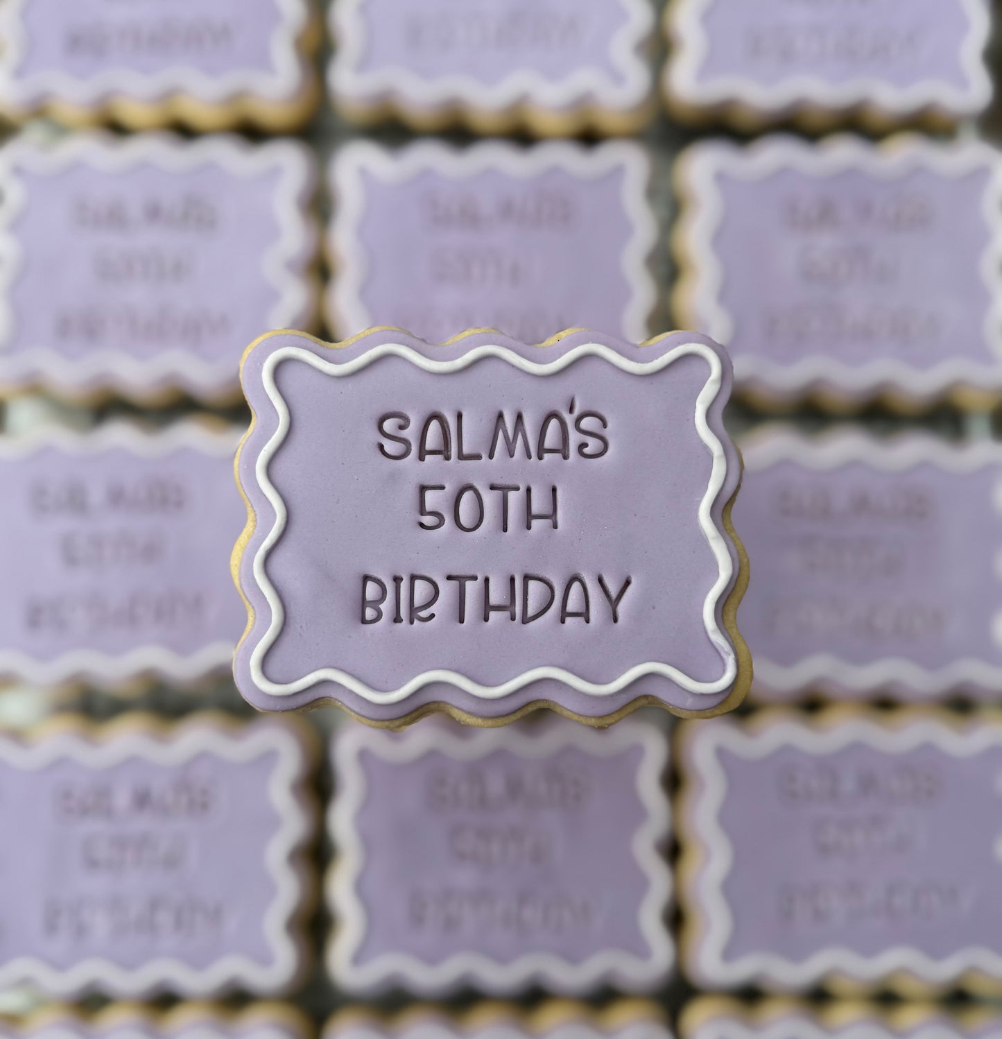 Wavy Rectangle Raised Border Cookie