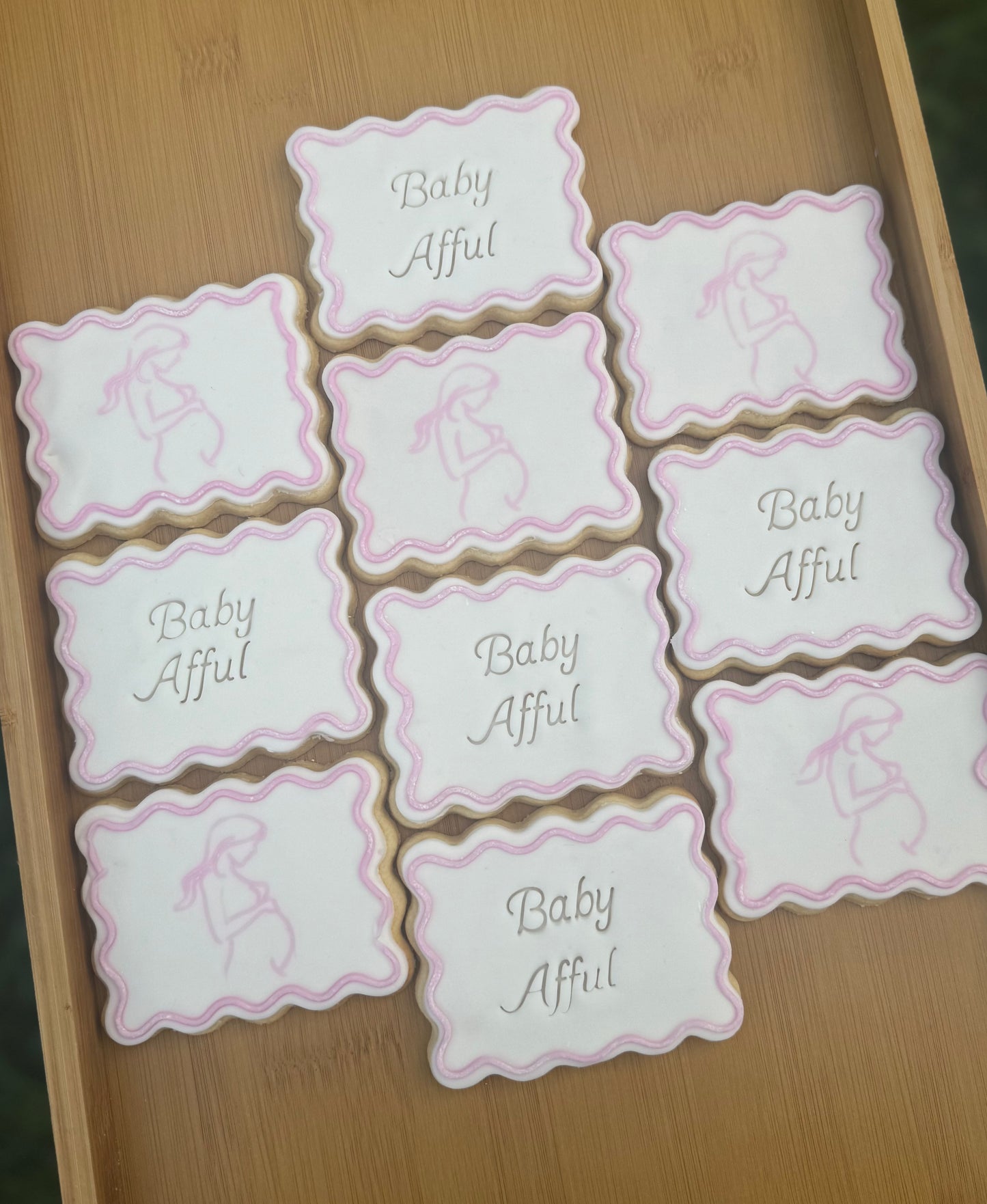 Wavy Rectangle Raised Border Cookie